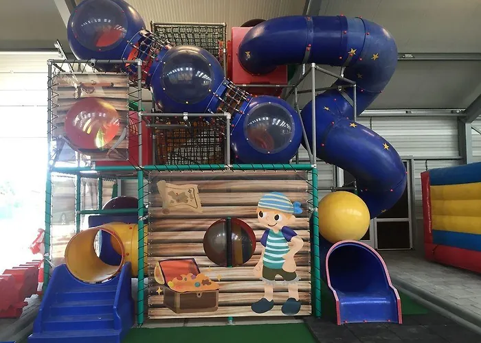 Citta Romana פארק נופש 4*